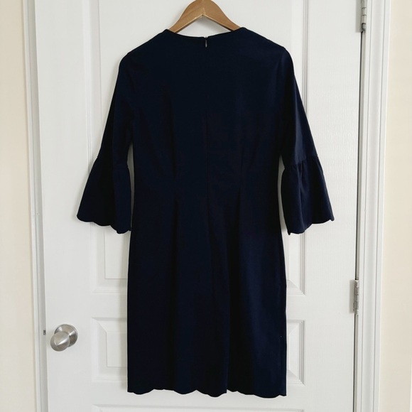J. Mclaughlin Elle Scalloped Hem Dress 8 Stretch Navy Blue - Picture 5 of 9